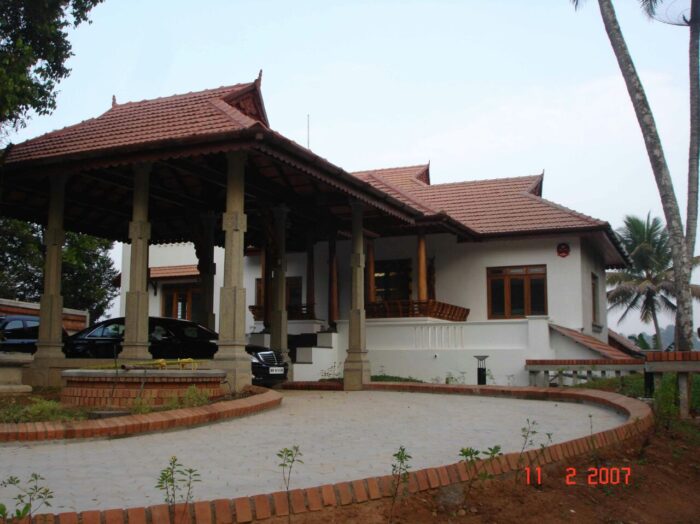 Beautiful waterfront House for sale Aluva